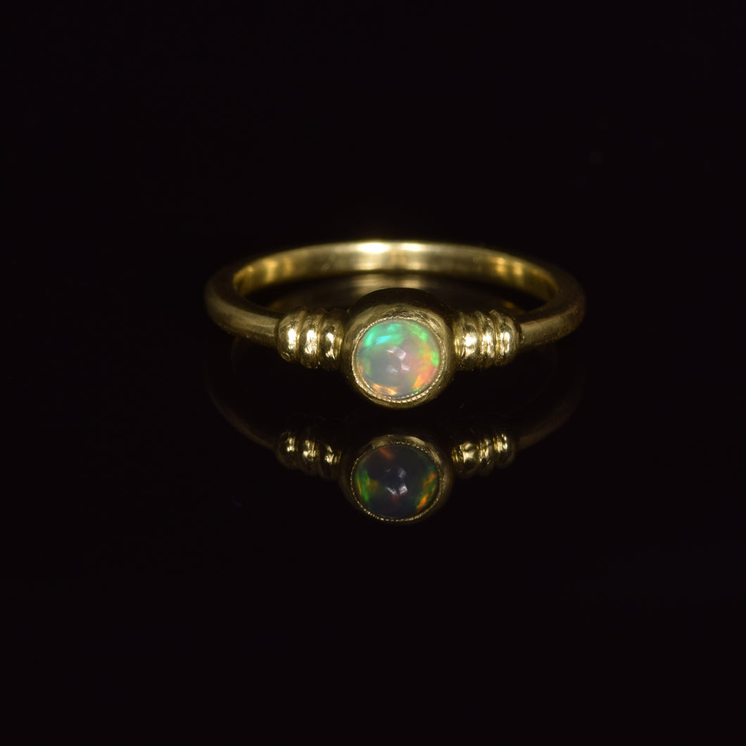 18K gold ring 5mm bezel set opal
